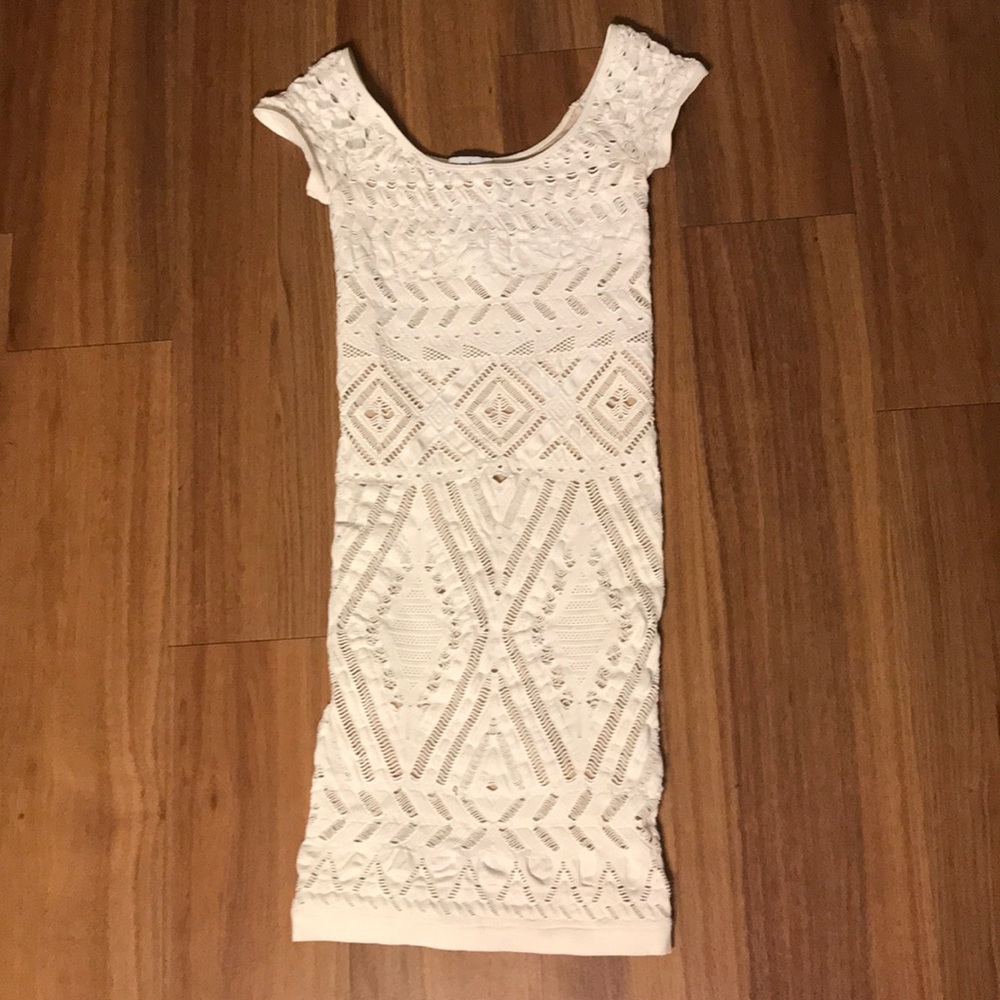 Beautiful tight white short sleeve dress